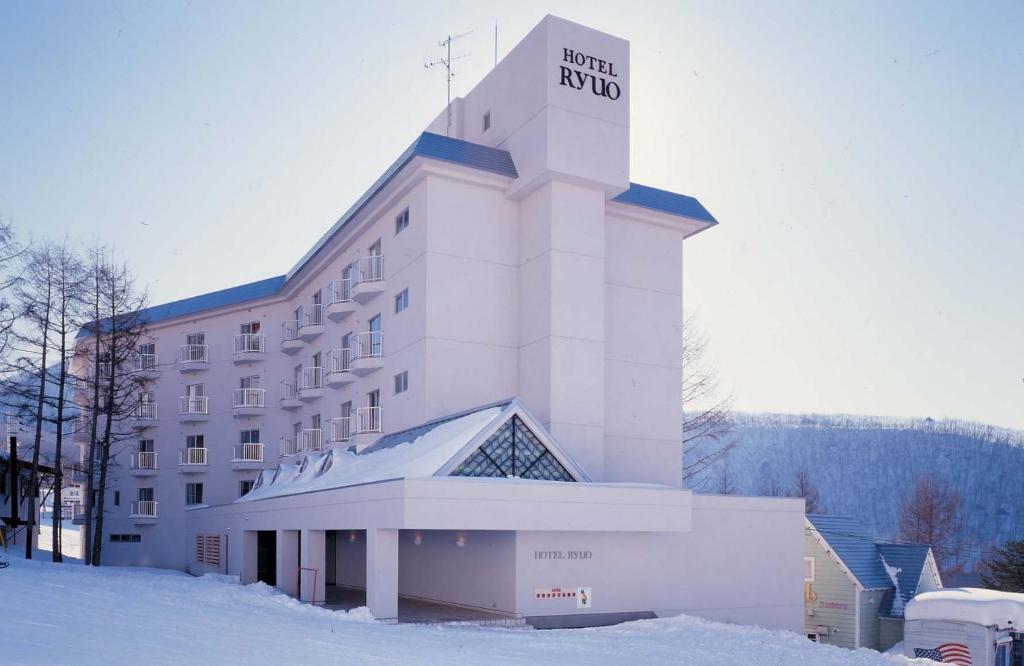 Hotel Ryuo Yamanouchi  Exterior photo